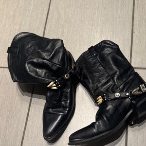 Vintage Dingo Black Leather Heeled Boots